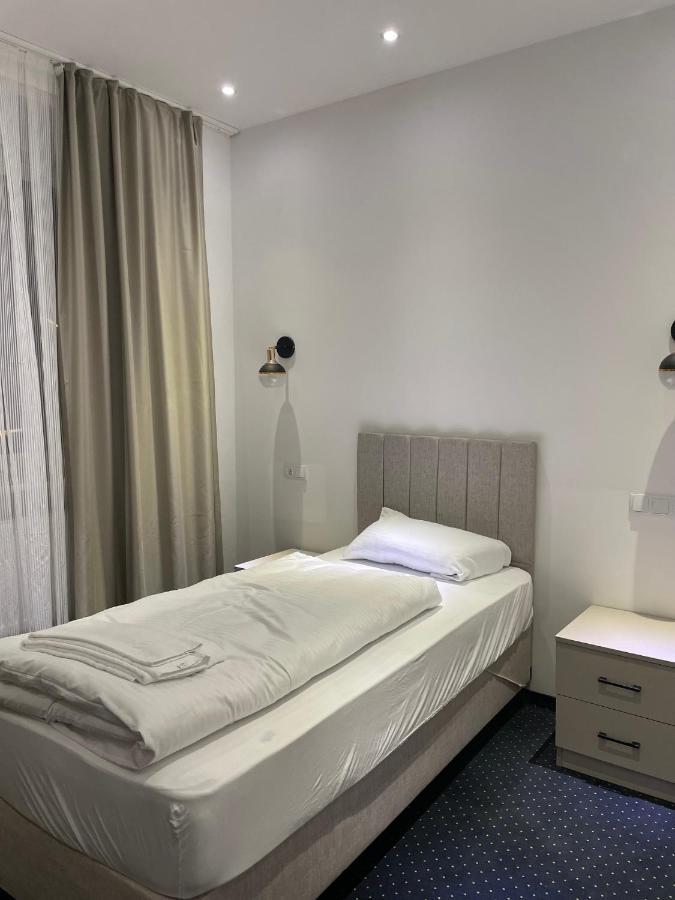 Gastpark Hotel Manching Εξωτερικό φωτογραφία