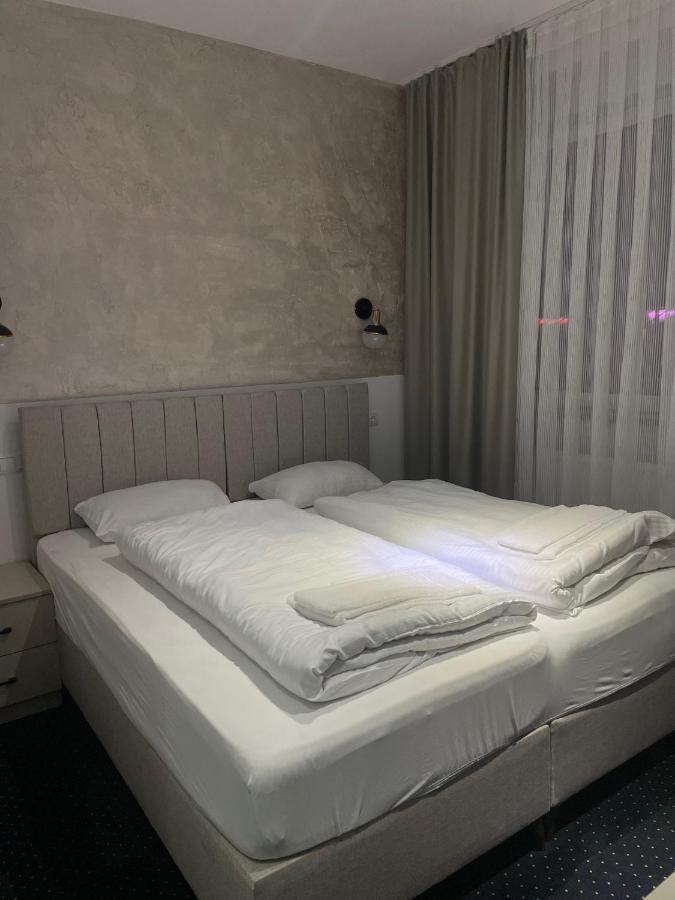 Gastpark Hotel Manching Εξωτερικό φωτογραφία
