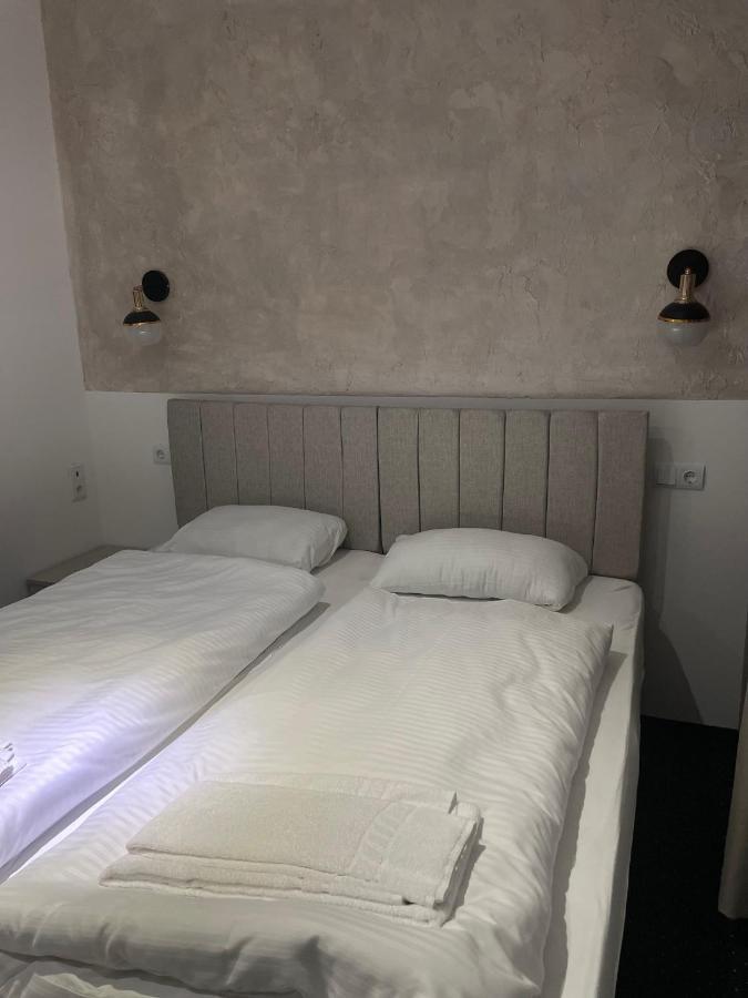 Gastpark Hotel Manching Εξωτερικό φωτογραφία