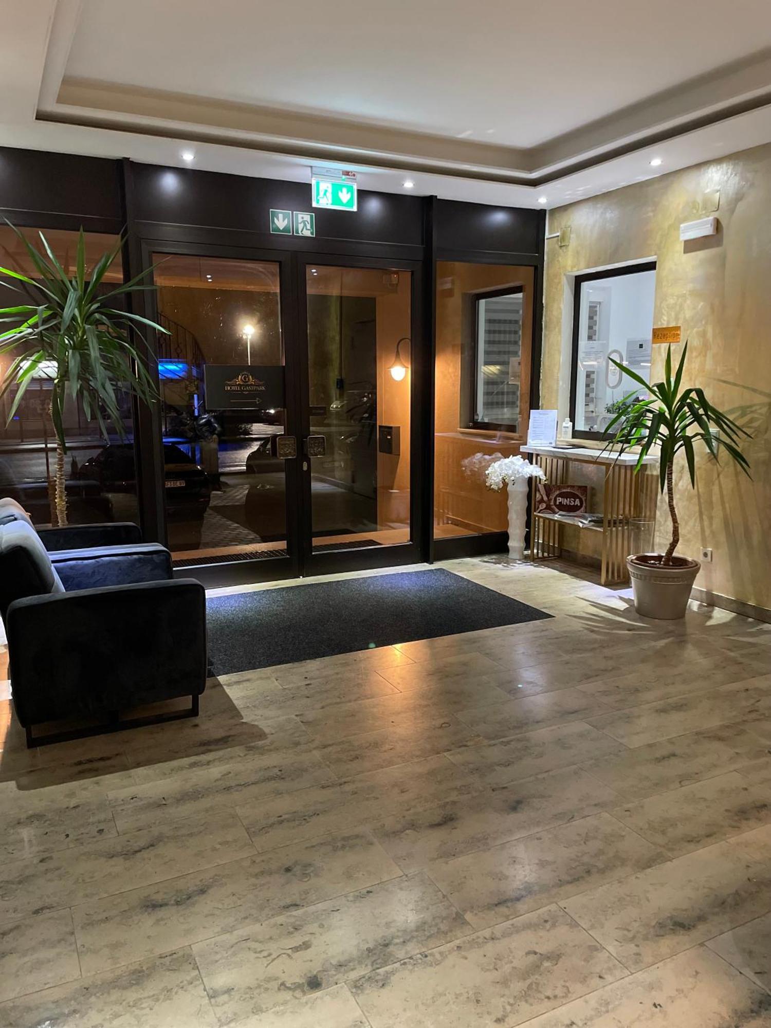 Gastpark Hotel Manching Εξωτερικό φωτογραφία
