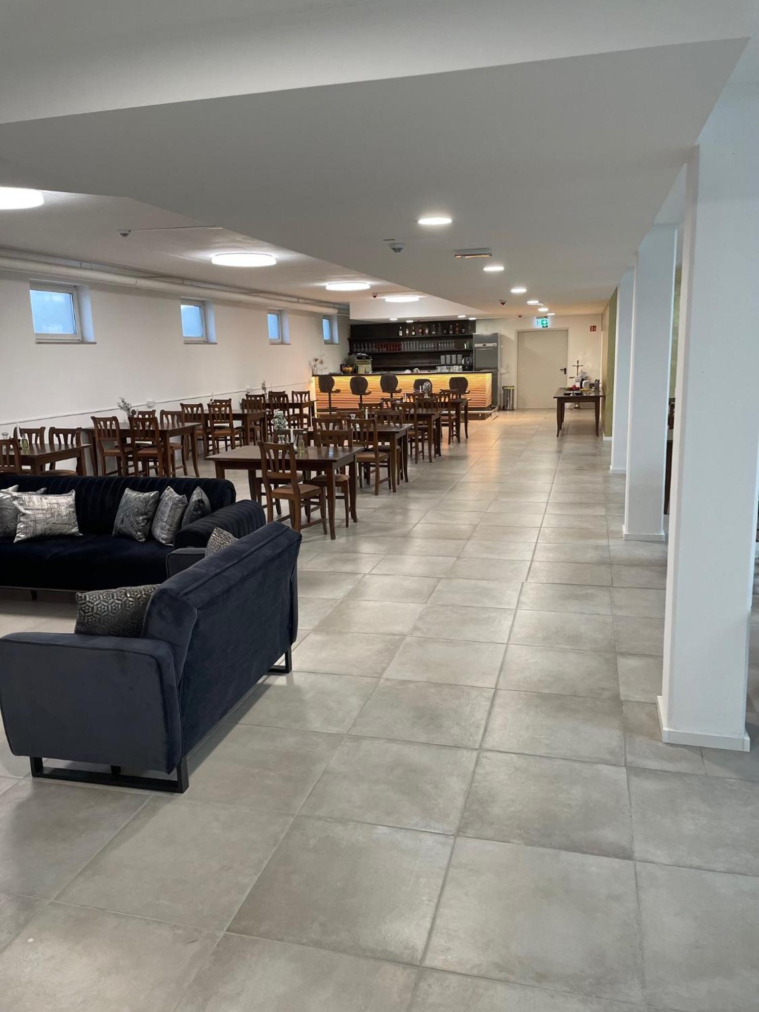 Gastpark Hotel Manching Εξωτερικό φωτογραφία