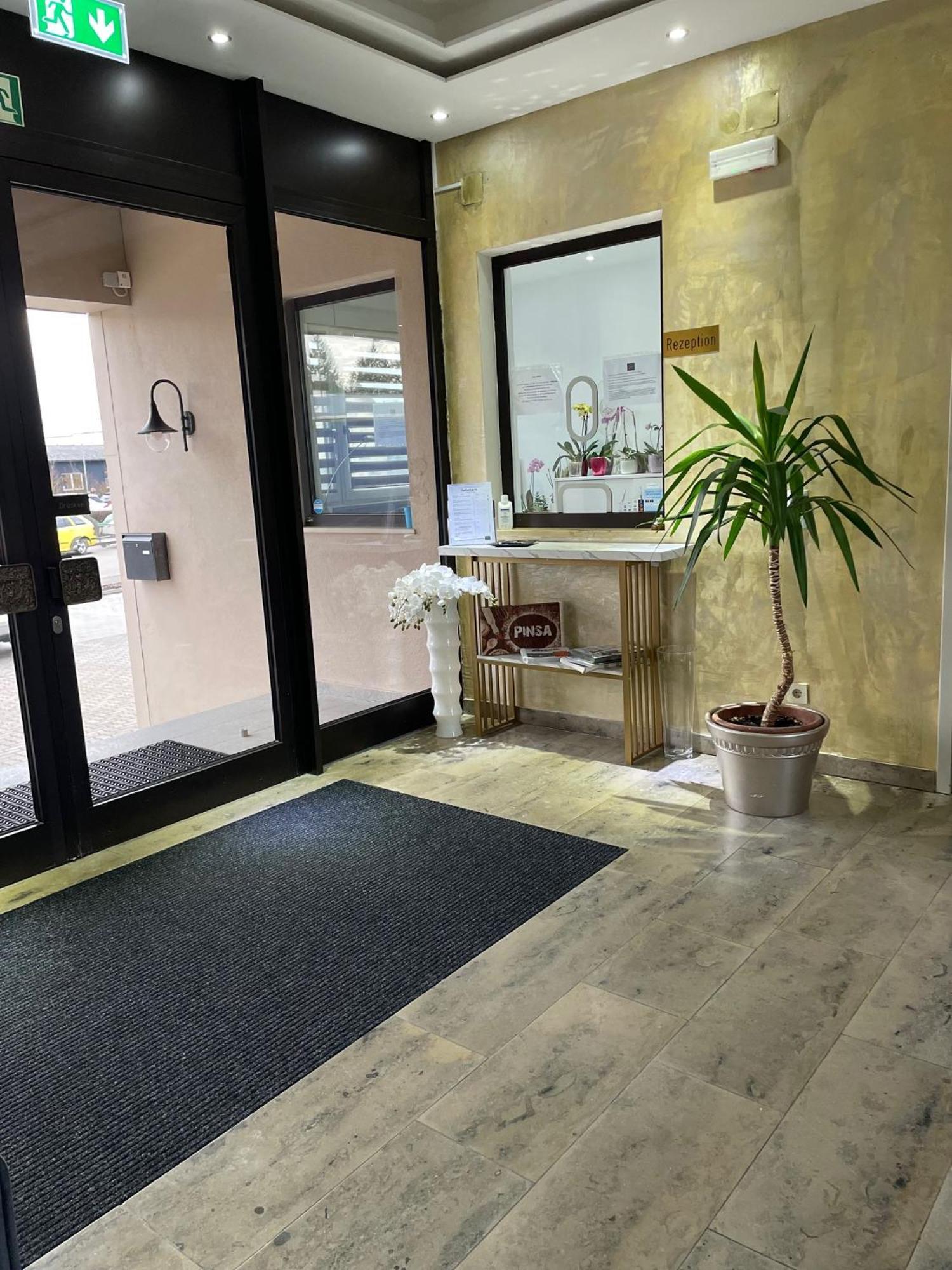 Gastpark Hotel Manching Εξωτερικό φωτογραφία